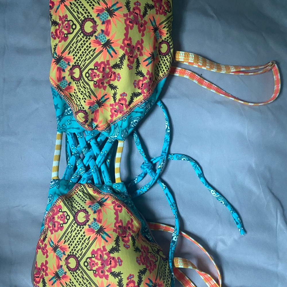 Maaji Swim top! Size L